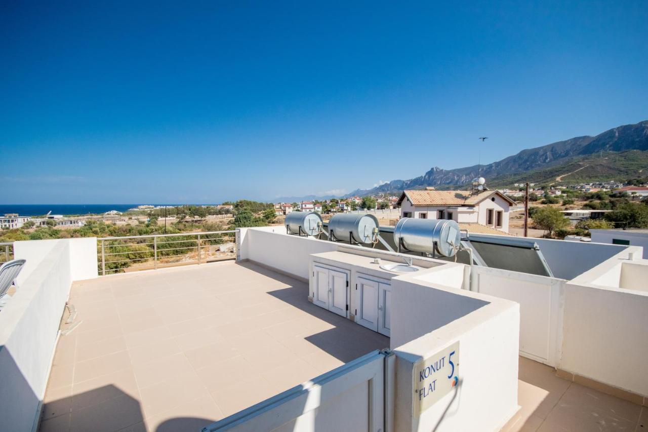 Spacious Two-Bedroom Apartment In Amazing Residence Escape Homes Кирения Экстерьер фото