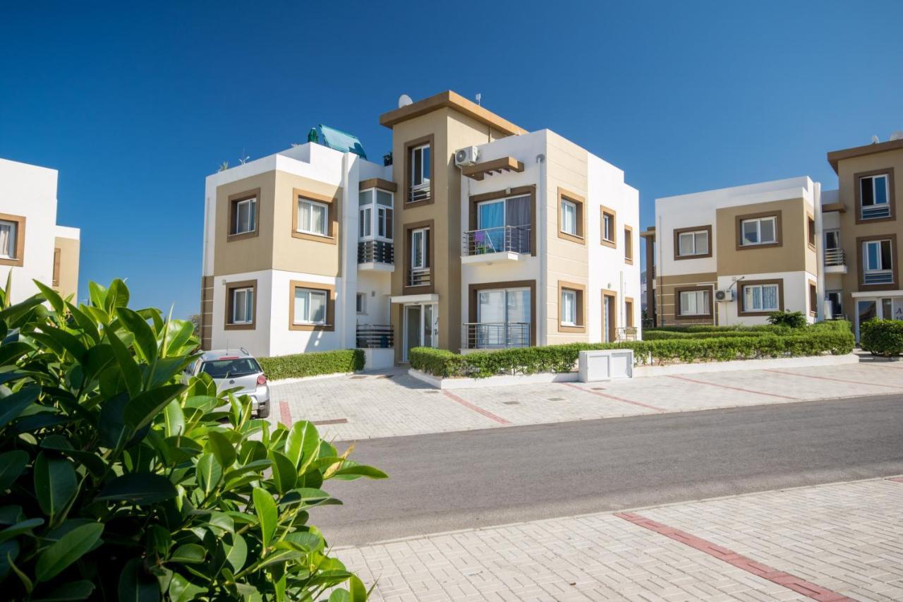 Spacious Two-Bedroom Apartment In Amazing Residence Escape Homes Кирения Экстерьер фото