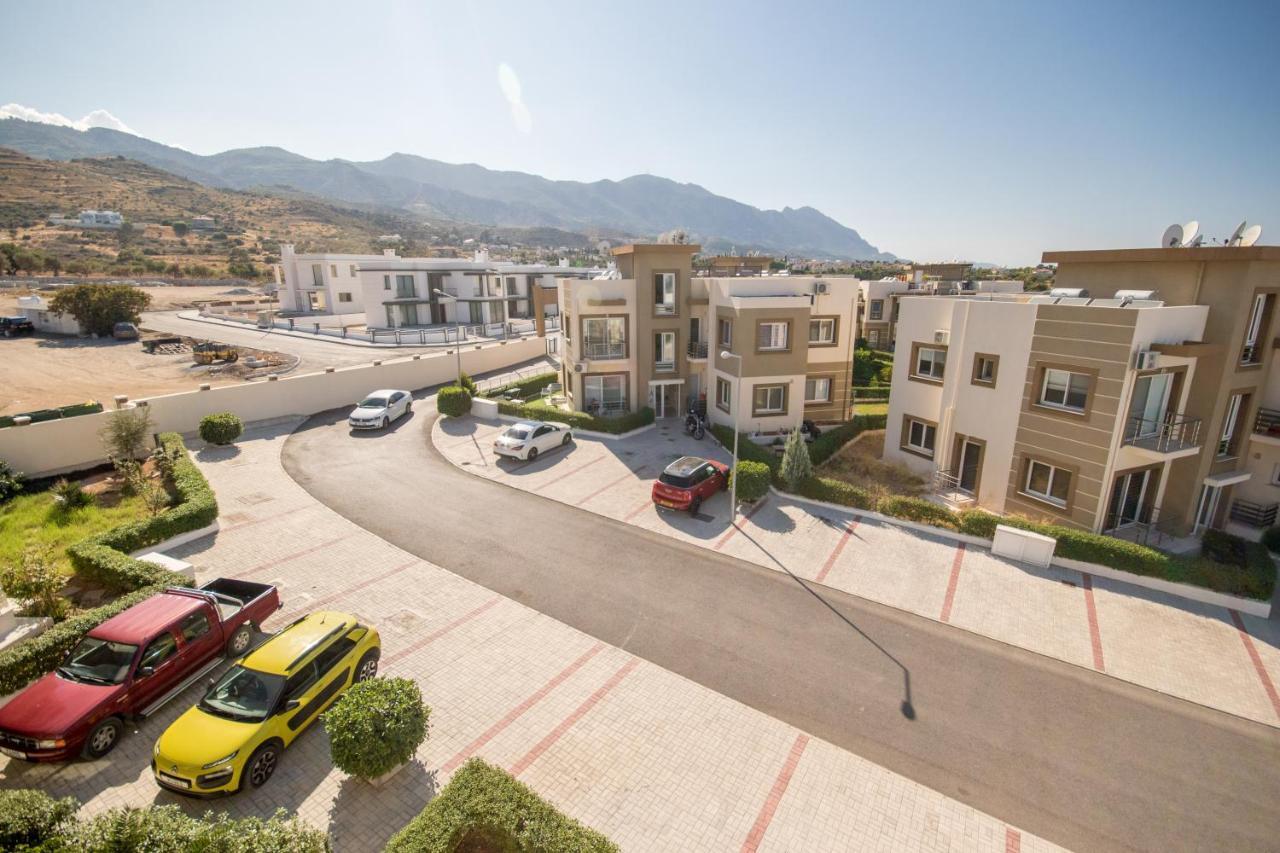 Spacious Two-Bedroom Apartment In Amazing Residence Escape Homes Кирения Экстерьер фото