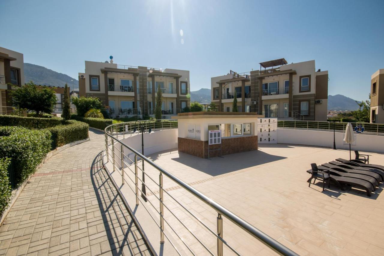 Spacious Two-Bedroom Apartment In Amazing Residence Escape Homes Кирения Экстерьер фото