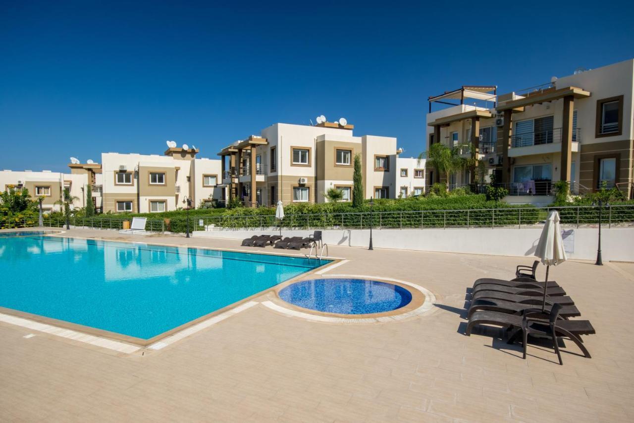 Spacious Two-Bedroom Apartment In Amazing Residence Escape Homes Кирения Экстерьер фото